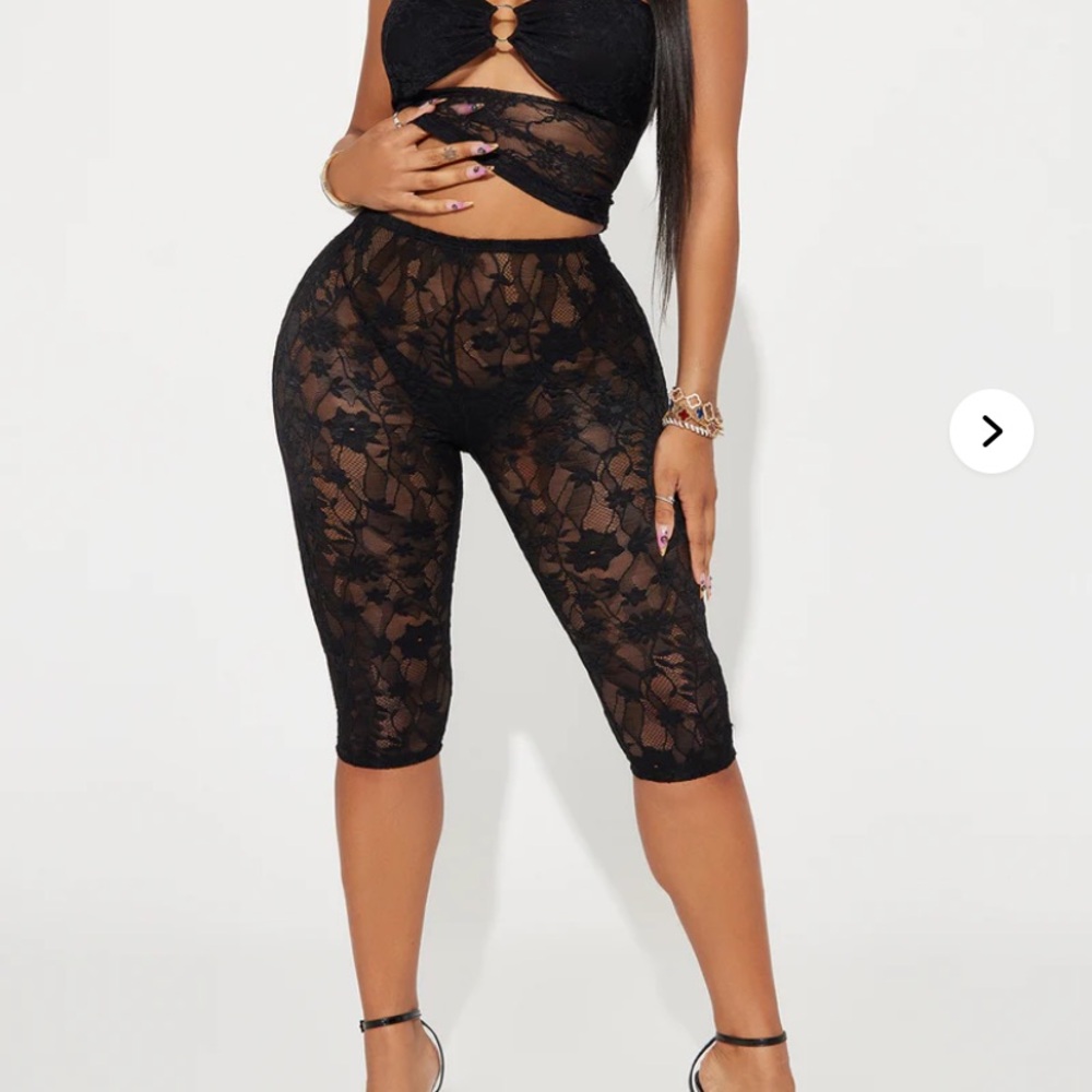 Fashion Nova Black Lace Capri Leggings